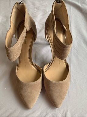 Giani Bini‎ Pointed-Toe Ankle-Strap Heels in Tan Suede Size 10